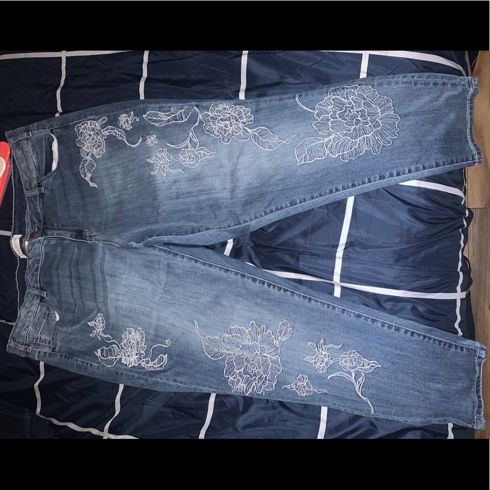 Light Wash Jeans with White Floral Detail